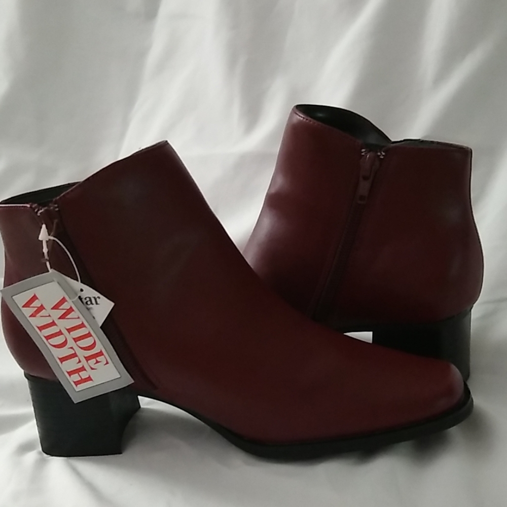 Basic Edition Ankle Boots